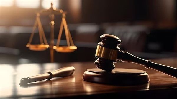كمين أمني يسقط المتهمين.. المشدد 10 سنوات لعاطلين في سرقة مواطن بالإكراه بالموسكي
