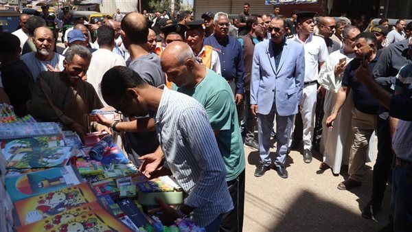 محافظ سوهاج يقود حملة مكبرة لضبط الأسواق ورفع الإشغالات بشوارع البلينا