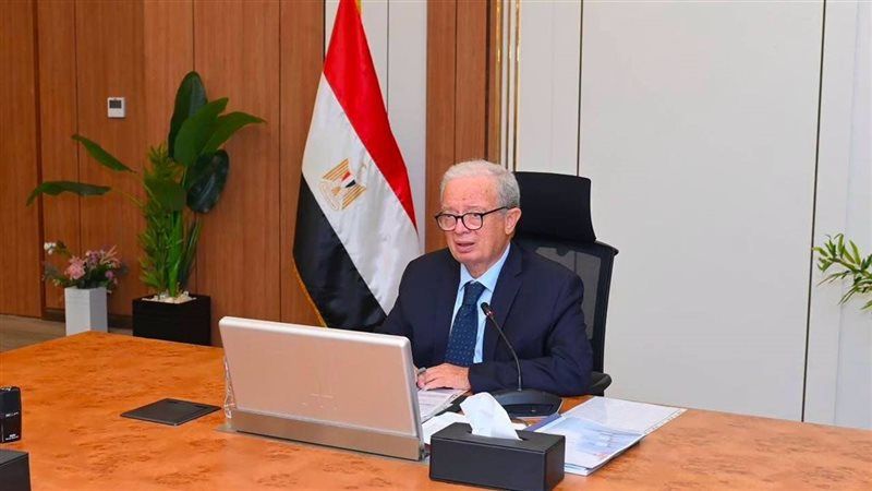 د. حسين عيسي نائب
