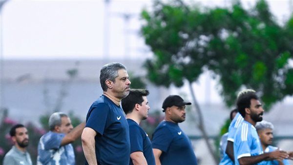 معتمد جمال يعقد جلسة للاعبي الزمالك قبل انطلاق مشوار دوري أبطال أفريقيا