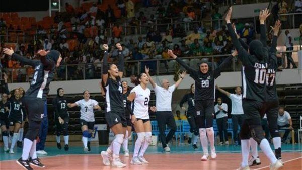منتخب مصر لسيدات الطائرة يتوج بأمم أفريقيا ويتأهل لأولمبياد لوس أنجلوس 2028