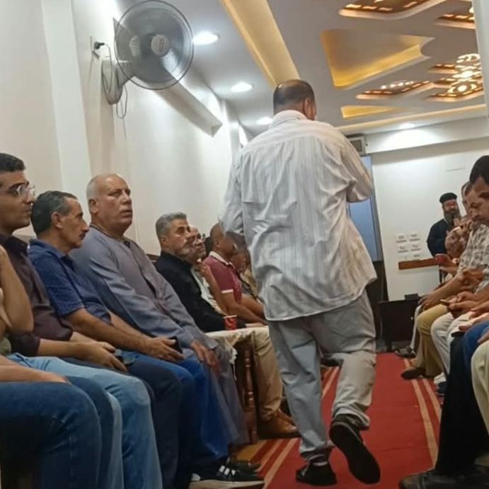 أسرة ضحية عقار المنيا تتلقى العزاء وسط حالة من الحزن