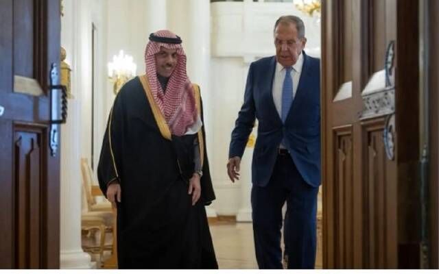 مباحثات سعودية روسية في موسكو لخفض التصعيد وتعزيز الأمن والاستقرار
