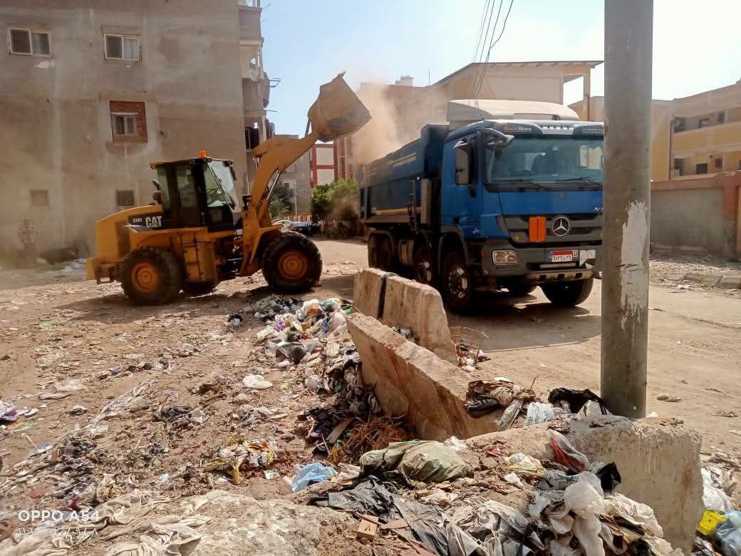 محافظ دمياط يوجه بتحويل المنطقة المجاورة لمحطة رفع المنتزه إلى مسطح أخضر 