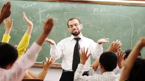 ورثة الأنبياء، كيف أعلى الإسلام من مكانة المعلم وجعله صانع الحضارات؟