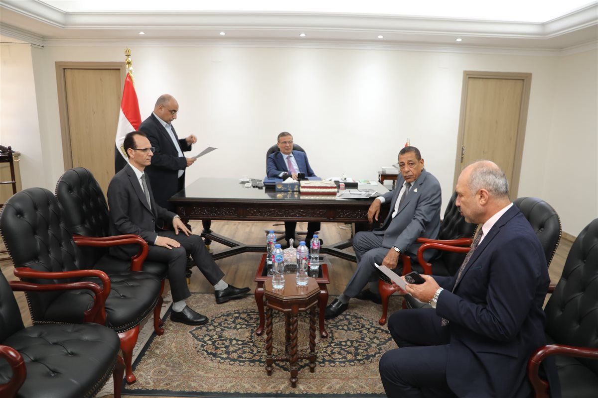 وزير الزراعة وعدد من أعضاء مجلس النواب، فيتو