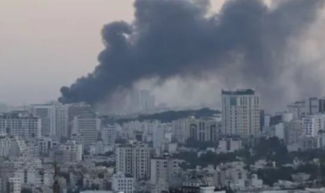 انفجارات تهز قشم وسيريك جنوبى إيران
