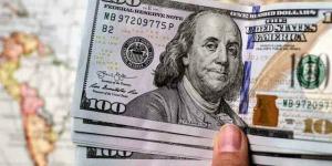 الدولار
      يتراجع
      لأدنى
      مستوياته
      في
      ثلاثة
      أسابيع
      إثر
      بيانات
      الوظائف