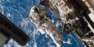 باكستان
      تطلق
      مهمتها
      الفضائية
      الأولى
      إلى
      القمر