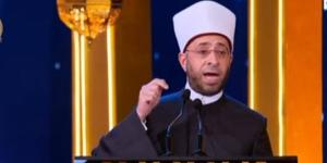 وزير الأوقاف يشيد بدعم الرئيس السيسي لبناء شخصية وطنية سوية