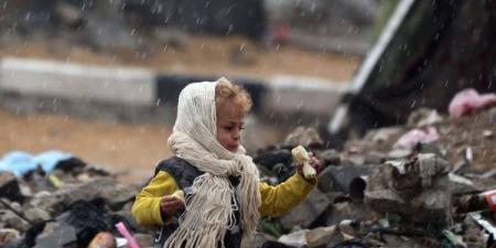 الأونروا: الأمطار تزيد صعوبة أوضاع غزة والعائلات تلجأ إلى أي مكان متاح