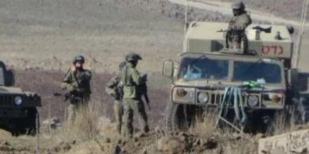 الاحتلال الإسرائيلى يعتقل مدنيين فى قرية بريقة القديمة بريف القنيطرة فى سوريا