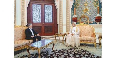 سلطان عُمان يؤكد أهمية تغليب الحوار والديبلوماسية لترسيخ السلام
