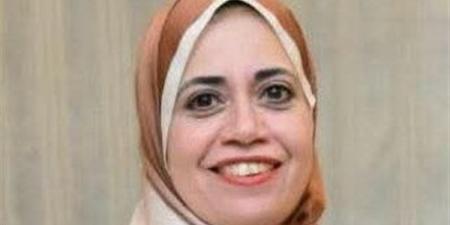 السيرة الذاتية للدكتورة يمنى صفوت بعد تعيينها عميدا لكلية الألسن بجامعة عين شمس
