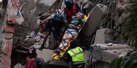 ماكرون: إرسال فريق إنقاذ فرنسي لمساعدة فنزويلا بعد الزلزال المدمر