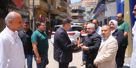 محافظ دمياط يفاجئ مركز صحة الأسرة أول لمتابعة الخدمات الطبية
