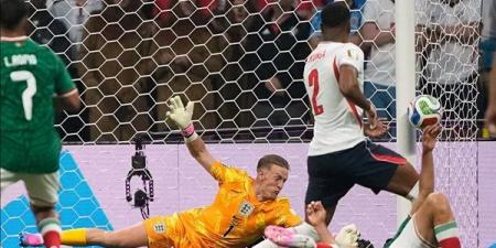 بعد ثلاثية إنجلترا في مرمى المكسيك، منتخب وحيد يحتفظ بنظافة شباكه في المونديال