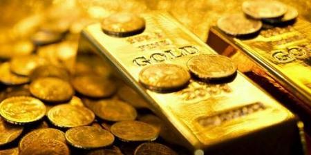 الذهب يستعيد بريقه وتوقعات بارتفاعه إلى 5400 دولار خلال عام