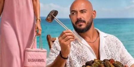 محمود العسيلي يكشف عن الأسماء التي يتمنى تقديم ديو معها