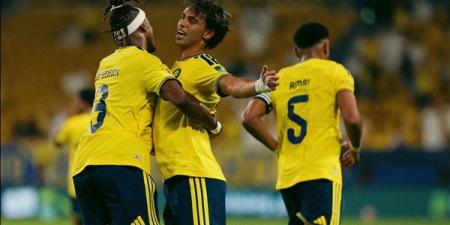 بمشاركة تريزيجيه، النصر يتقدم علي الرياض بثنائية نظيفة في الشوط الأول