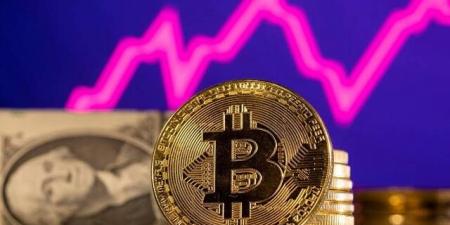توقعات بانخفاض البيتكوين إلى 75 ألف دولار بنهاية 2026