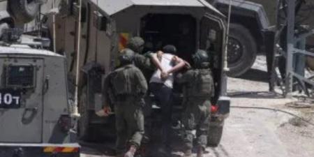 الاحتلال يجبر مواطنا على هدم منشآته الزراعية ذاتيا