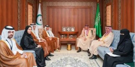 السعودية وقطر تبحثان تعزيز العلاقات والقضايا ذات الاهتمام المشترك
