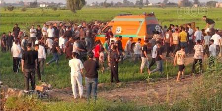 انتشال جثمان تلميذة بعد غرقها في ترعة بقرية السواحلية بقنا