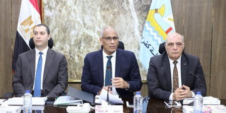 بعد 59 عاما، محافظ كفرالشيخ يطلق اسم شهيد بحرب67 علي مدرسة ببيلا
