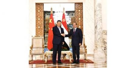 السيسي وجينبينغ يؤكدان دعم مصر والصين جهود إيقاف الحرب وخفض التصعيد بالمنطقة