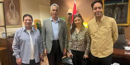 رئيس الأوبرا يستقبل غادة رجب لبحث مشروعات وحفلات غنائية مقبلة