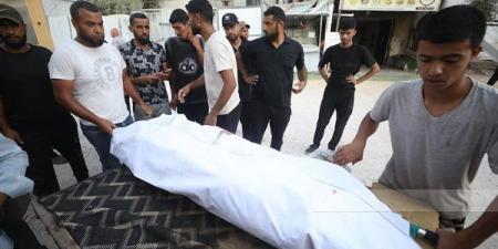 شهيد ومصابون في غارة إسرائيلية على حي الرمال غربي مدينة غزة