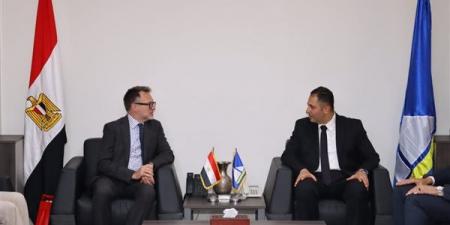 محافظ دمياط يستقبل السفير الكندي وممثلة المفوضية السامية للأمم المتحدة لبحث التمكين الاقتصادي والتعاون المشترك
