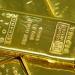 الذهب يصعد 2% مع انخفاض رهانات رفع الفائدة الأمريكية