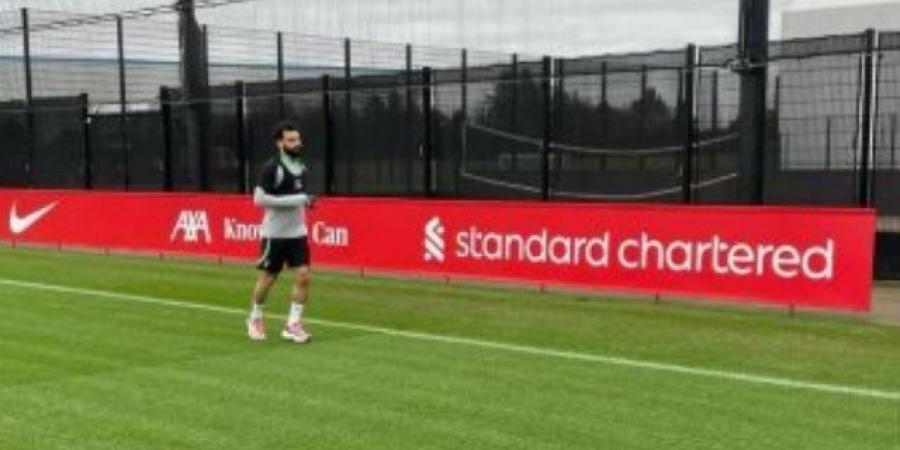 محمد صلاح يواصل التأهيل للشفاء بعد غيابه عن قمة ليفربول وتشيلسي