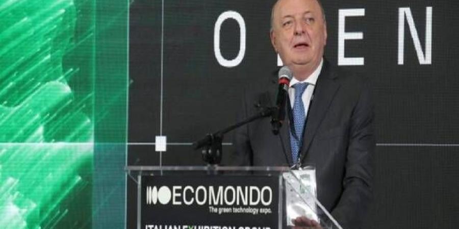 إيطاليا:
      مصادر
      الطاقة
      المتجددة
      لوحدها
      لا
      يمكنها
      أن
      تسد
      استهلاكنا
      حتى
      2050