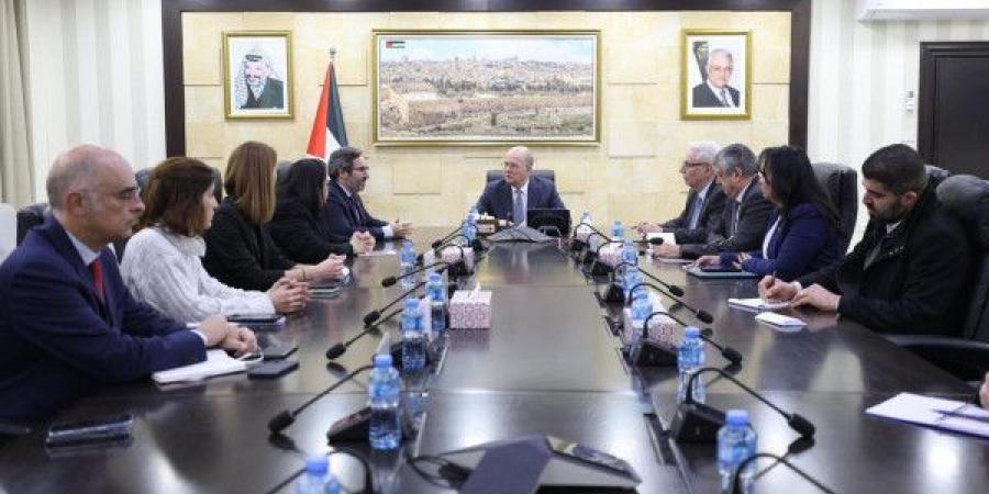رئيس الوزراء يبحث مع الأمم المتحدة خطة إعادة إعمار قطاع غزة
