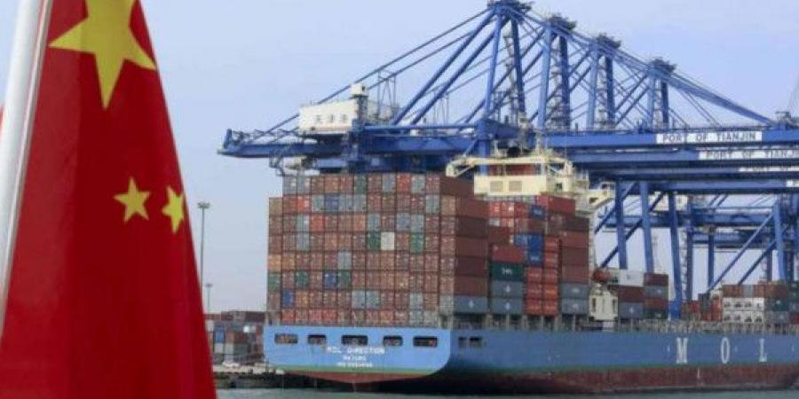 الصين تسجل فائضاً تجارياً قياسياً يتجاوز تريليون دولار في 2025
