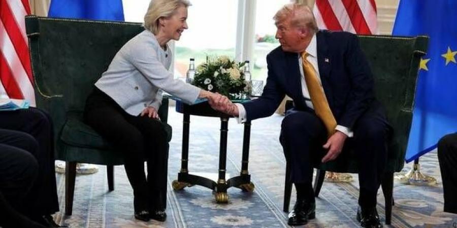 الاتحاد الأوروبي يجمّد اتفاقية التجارة مع أمريكا