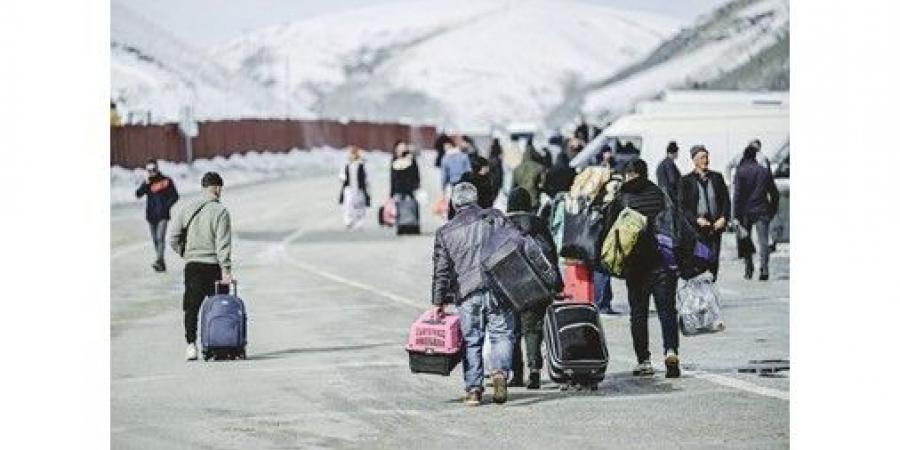 ترامب: إيران تتحدث معنا وسنرى ما يمكن أن نفعل