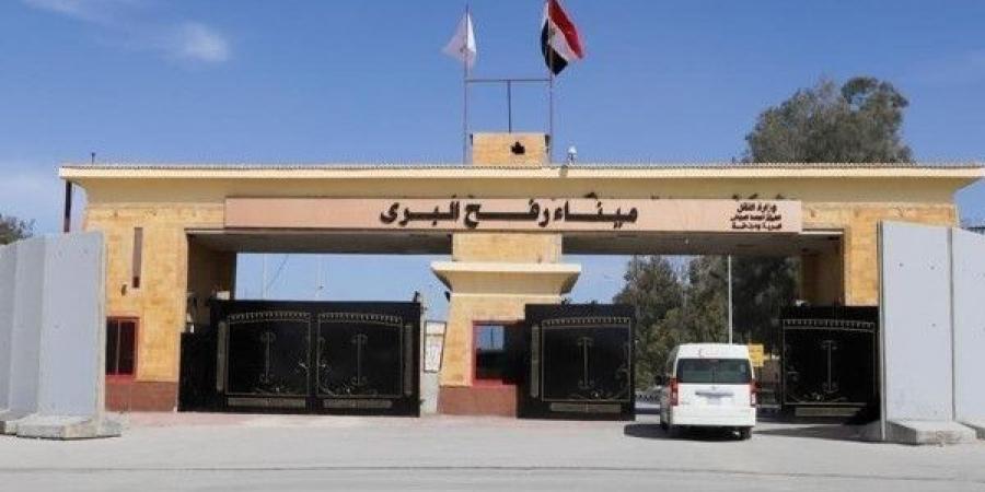 شعث يعلن فتح معبر رفح رسميا بالاتجاهين اعتبارا من الاثنين