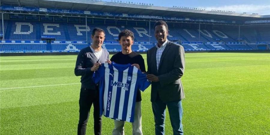 لاعب مصري جديد ينضم إلى الدوري الإسباني