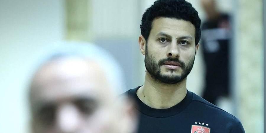 طرد محمد الشناوي عقب تعادل الأهلي وسيراميكا كليوباترا.. اعترض على الحكم