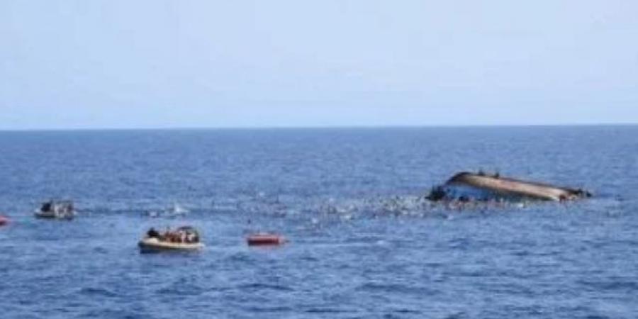 مصرع 6 أشخاص جراء غرق قارب كان يقل مهاجرين قبالة سواحل طبرق شرق ليبيا