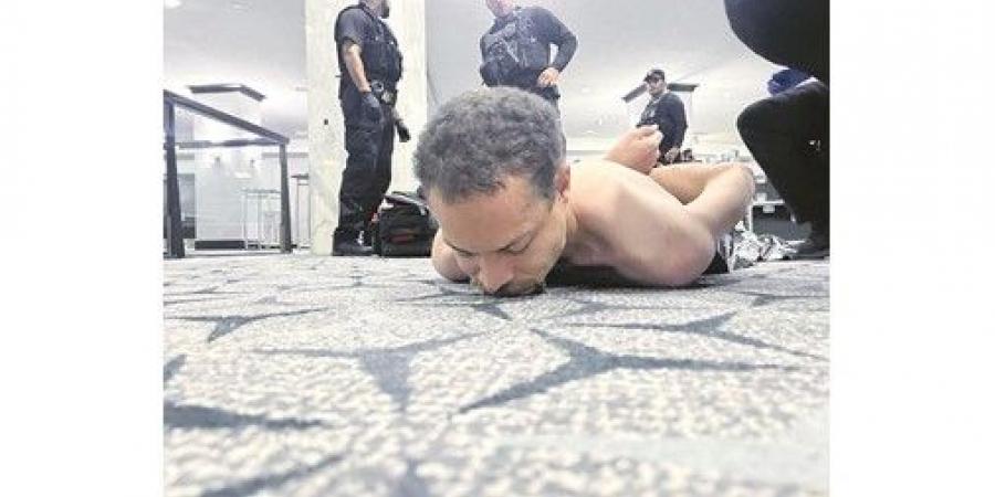 منفذ العملية.. مدرس ومطور ألعاب ولا يملك سجلاً جنائياً