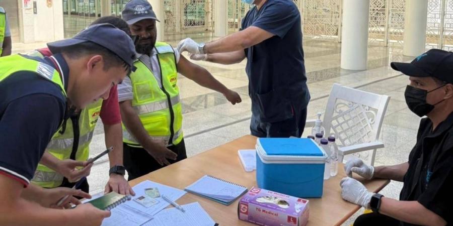 تجمع مكة الصحي يجري زيارات ميدانية للجاهزية الوقائية استعدادا للحج