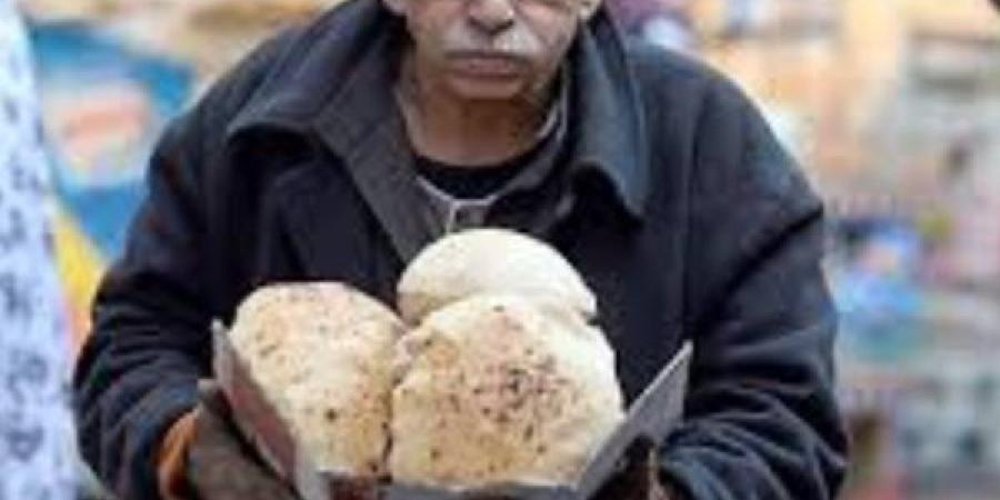 900 جنيه للأسرة شهريا، رئيس شعبة المخابز يوضح تفاصيل الدعم بالمنظومة الجديدة