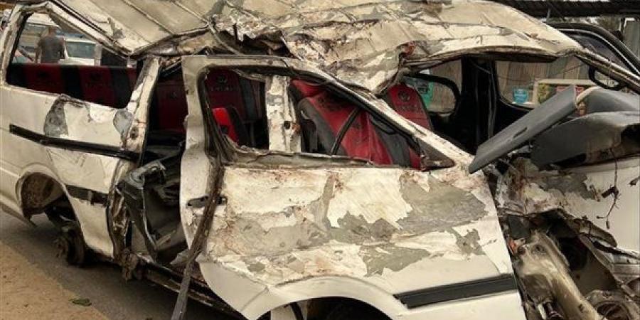 بالأسماء، مصرع 4 أشخاص من الفيوم في حادث انقلاب ميكروباص