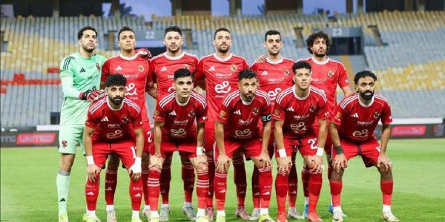 عرضان خليجيان يهددان بقاء نجم الأهلي، والإدارة تشترط 4 ملايين دولار للموافقة