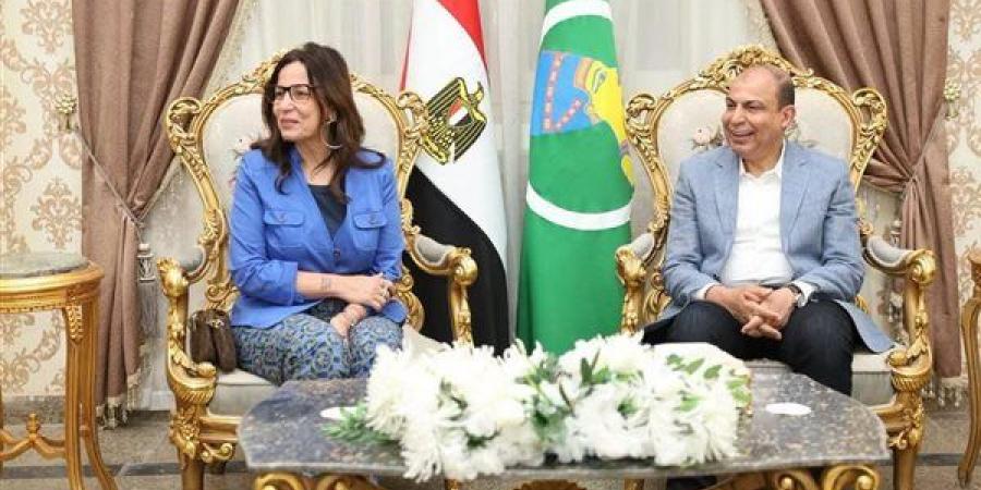 محافظ المنيا يستقبل وزيرة الثقافة لتطوير المواقع الإبداعية وافتتاح ملتقى أدباء وسط الصعيد